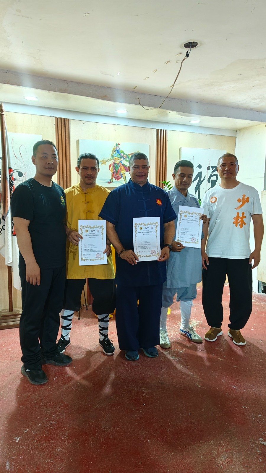 Entrega de certificados a instructores de artes marciales chinas